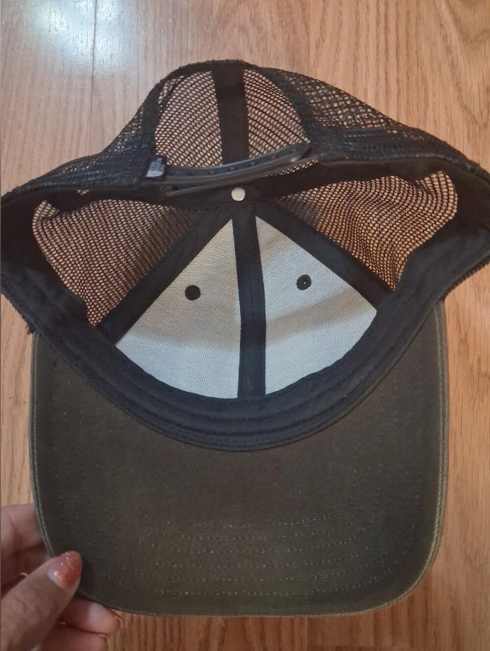 THE NORTH FACE mudder trucker cap.  Unisex.  Olive green & black.